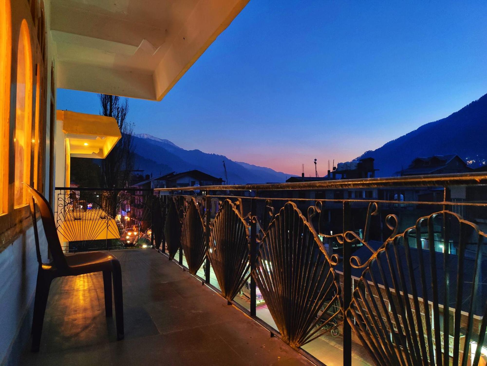Surya International Hotel Manali Near Mall Road Manāli Exterior foto