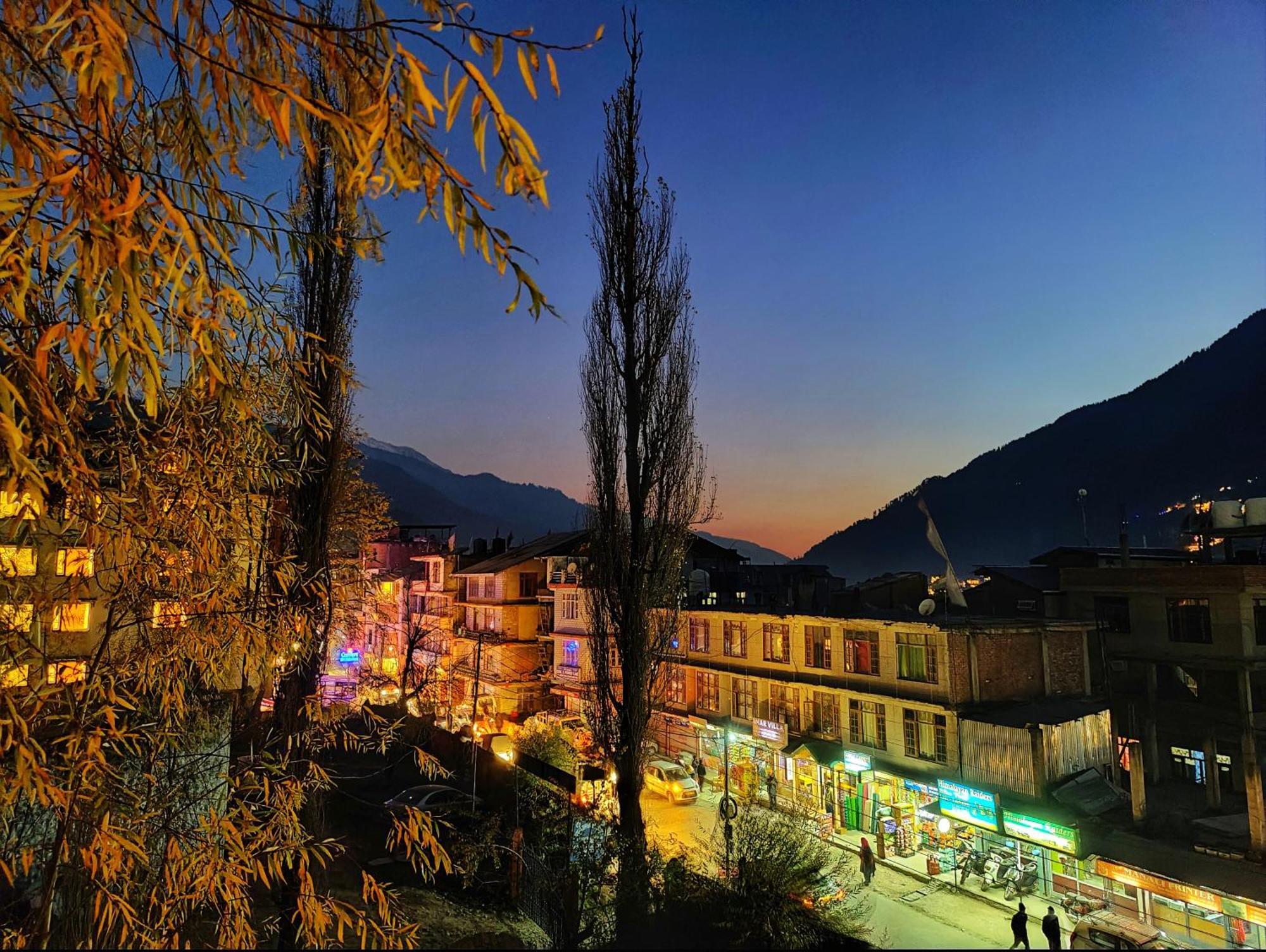 Surya International Hotel Manali Near Mall Road Manāli Exterior foto
