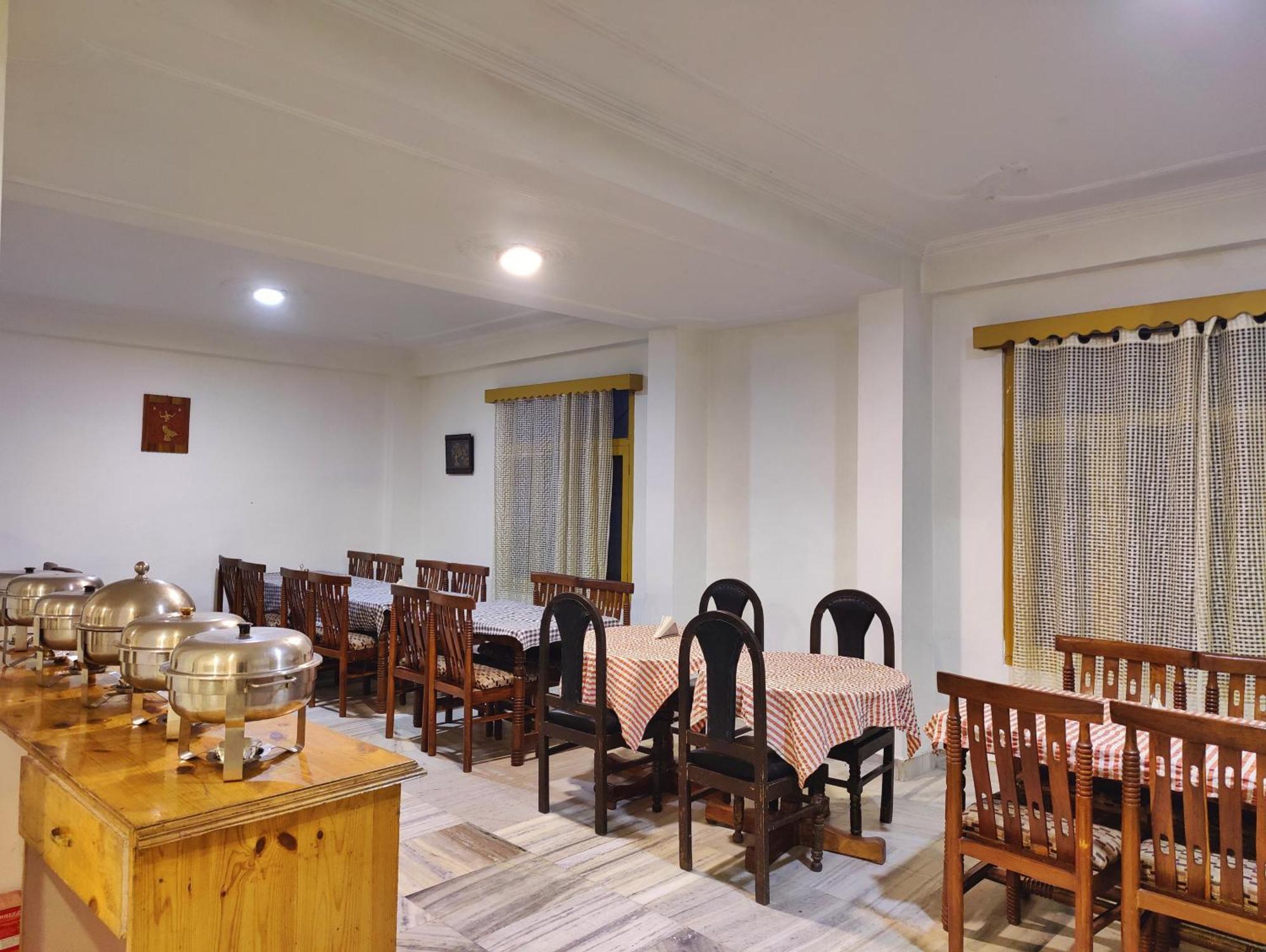Surya International Hotel Manali Near Mall Road Manāli Exterior foto