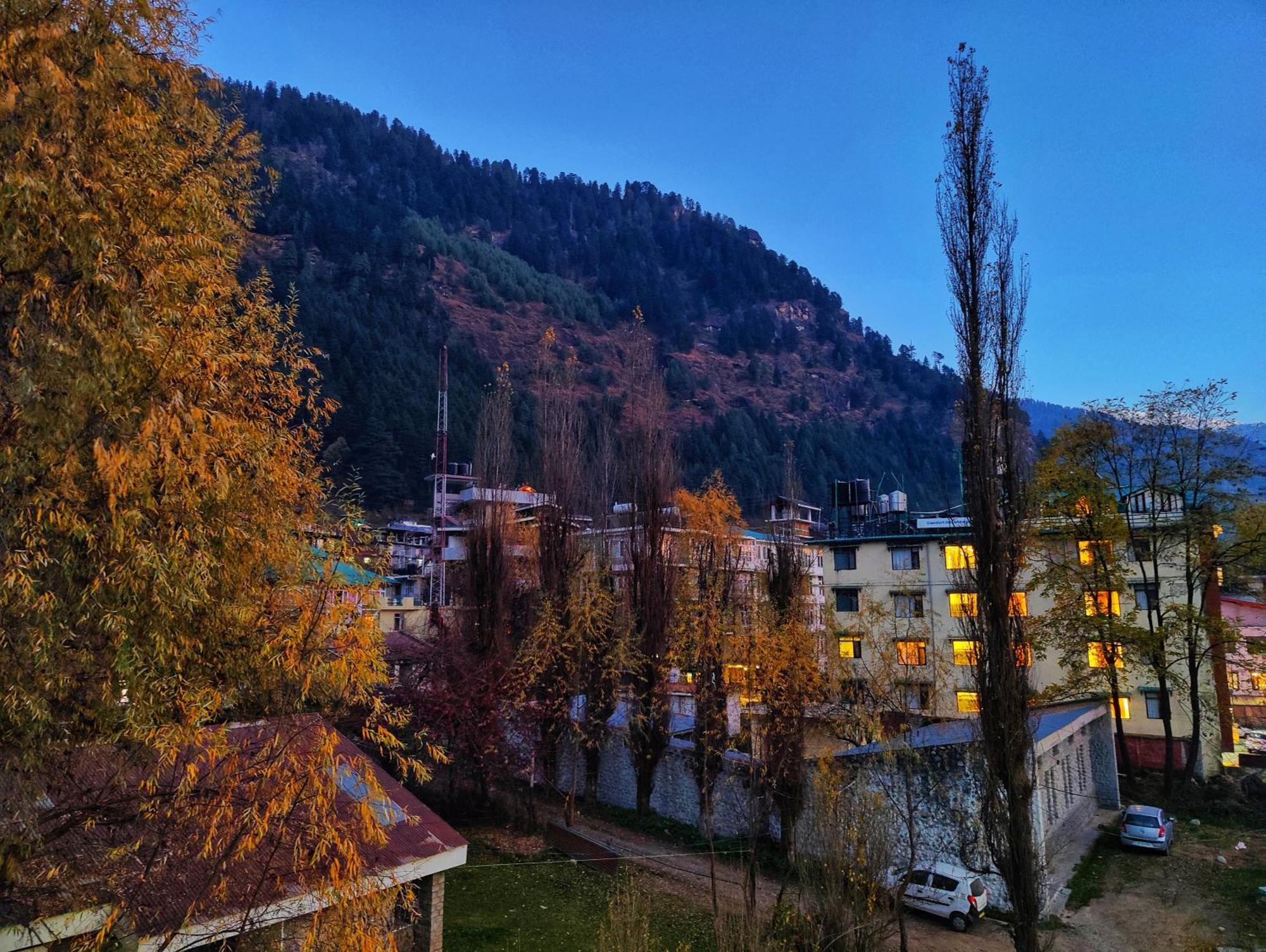 Surya International Hotel Manali Near Mall Road Manāli Exterior foto