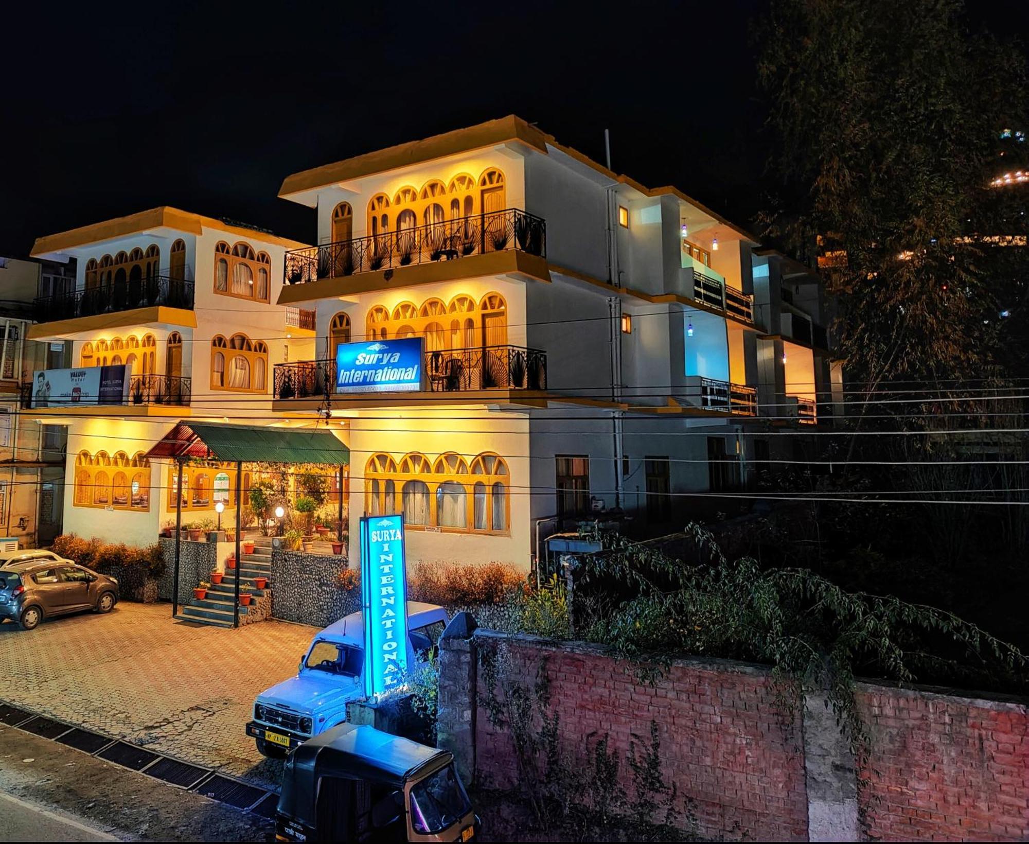Surya International Hotel Manali Near Mall Road Manāli Exterior foto